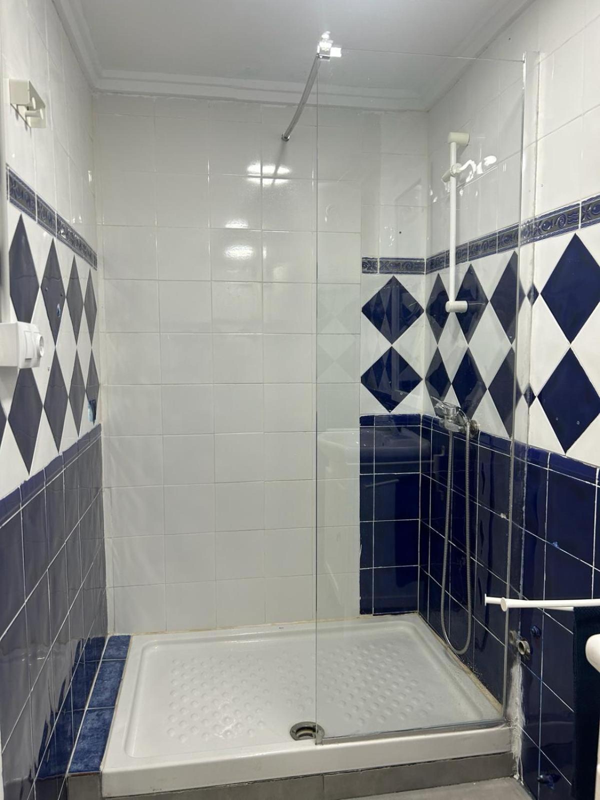Suite Privado Playa Malvarrosa 瓦伦西亚 外观 照片